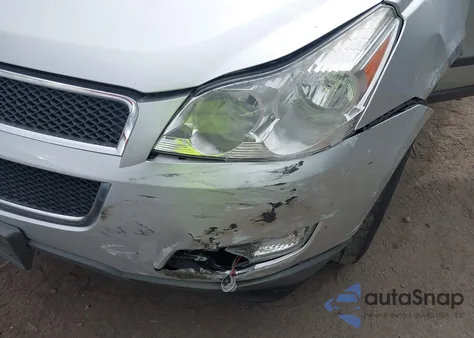 2012 Chevrolet Traverse Ls z USA, uszkodzony, nr VIN 1GNKREED7CJ265558